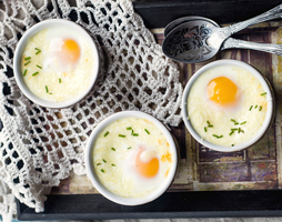 Baked eggs with feta and chives